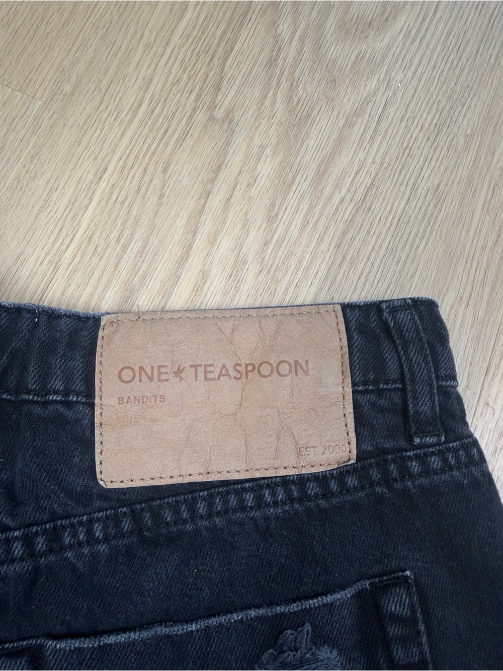 One Teaspoon Bandits Distressed Denim Shorts - Picture 9 of 10